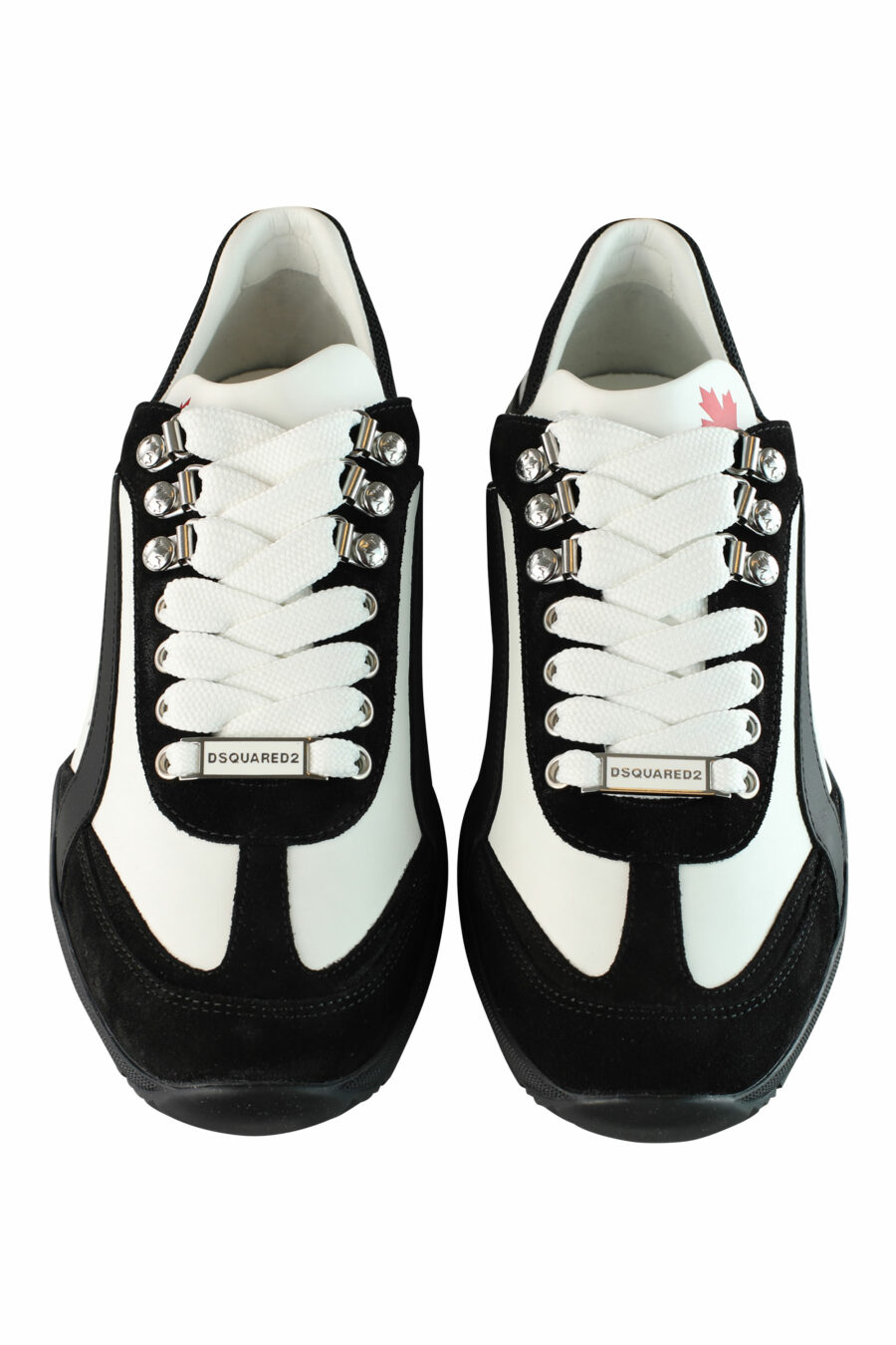 Zapatillas bicolor blancas y negras "original legend" - IMG 1456