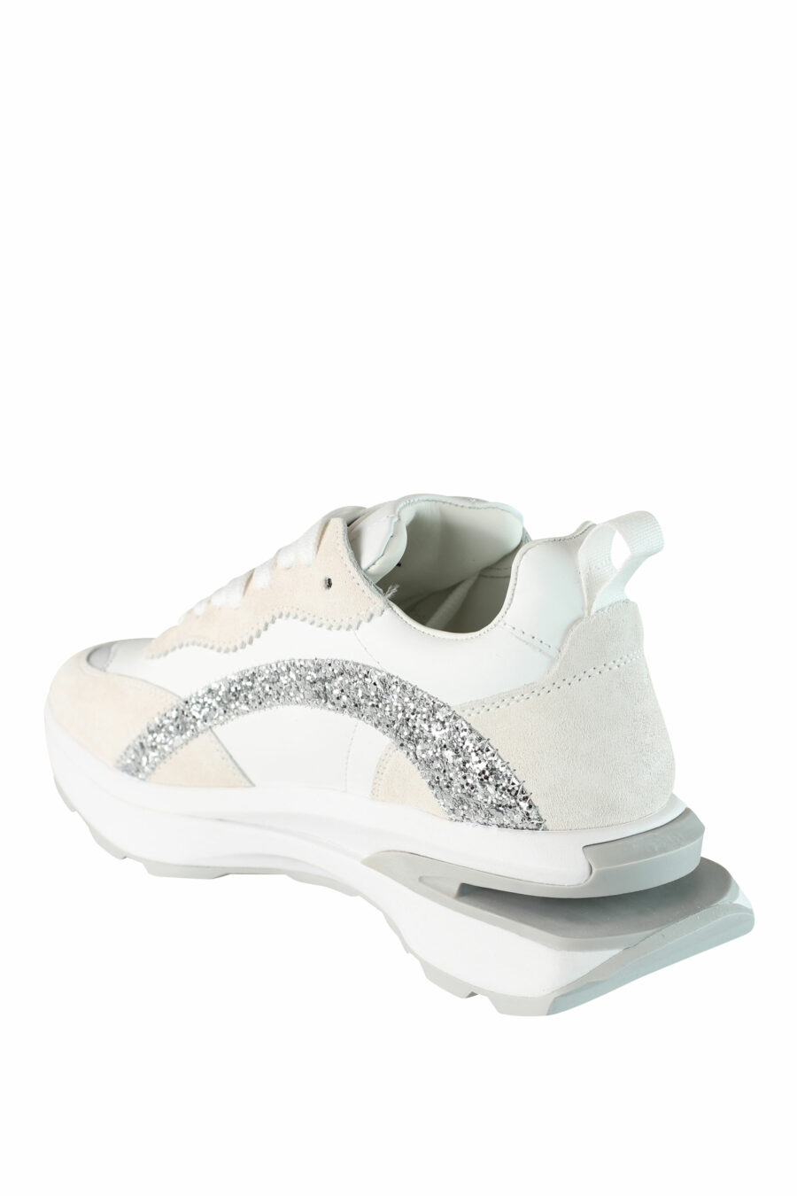 White trainers with beige and glitter detail - IMG 1509