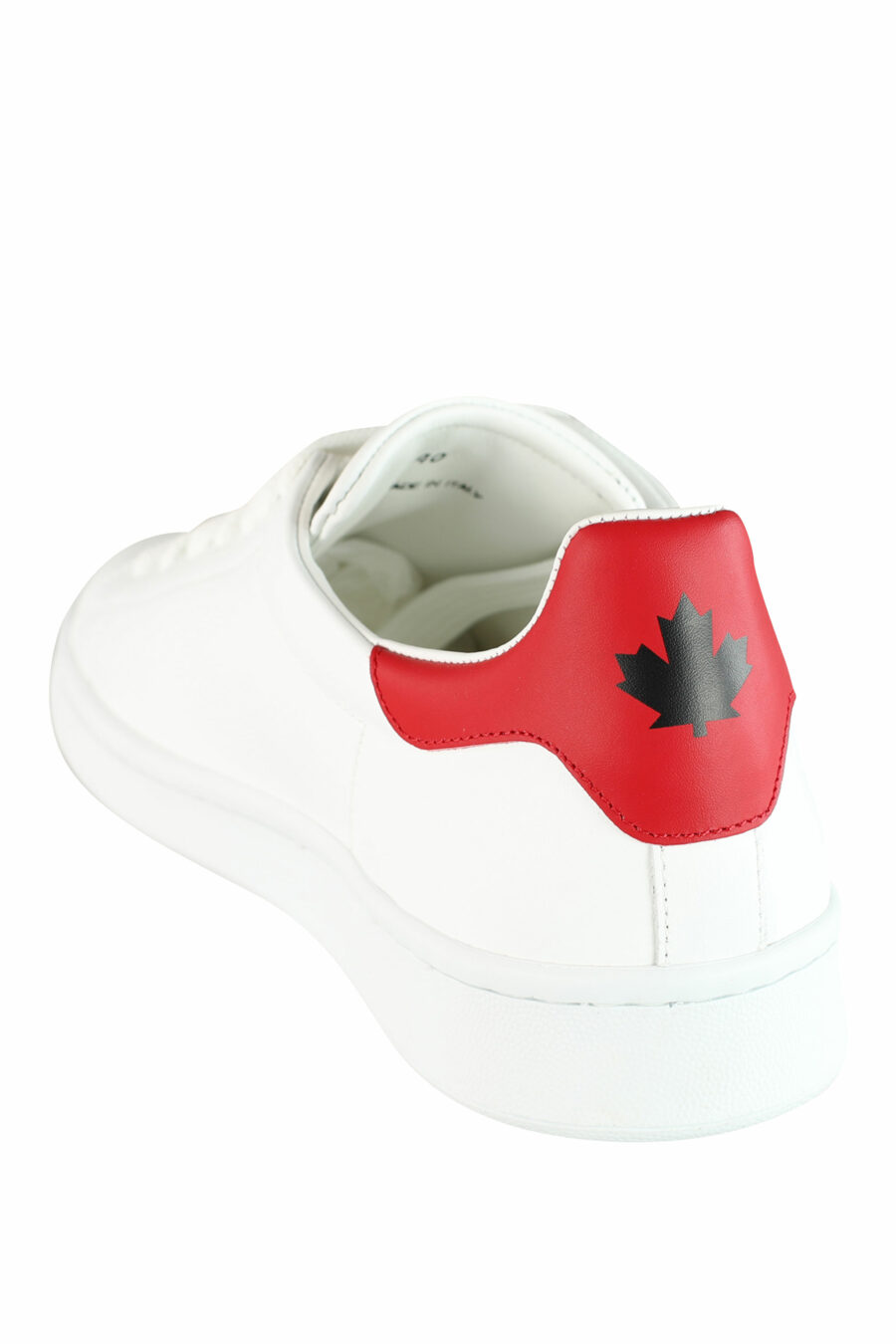 Zapatillas blancas "boxer" con detalles rojos y logo diagonal en contorno - IMG 1515