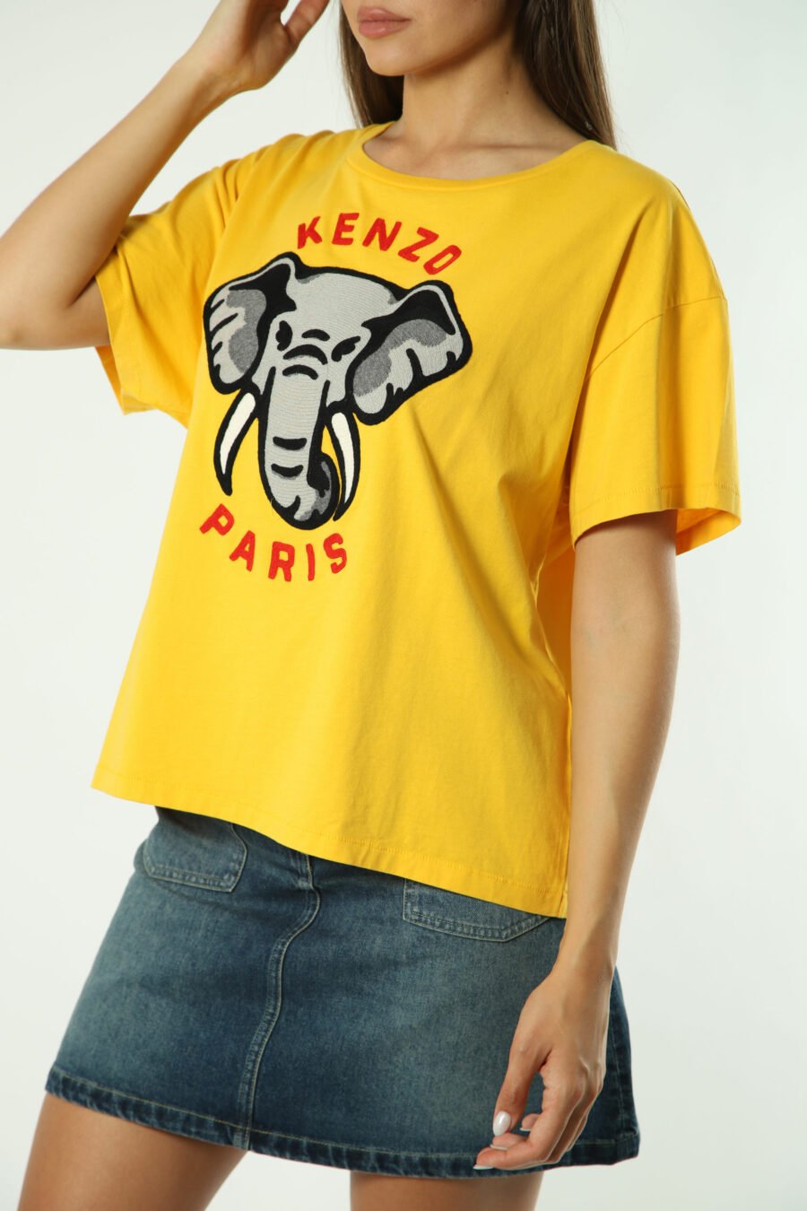 Gelbes T-Shirt mit Elefanten-Maxilogo - Fotos 1310