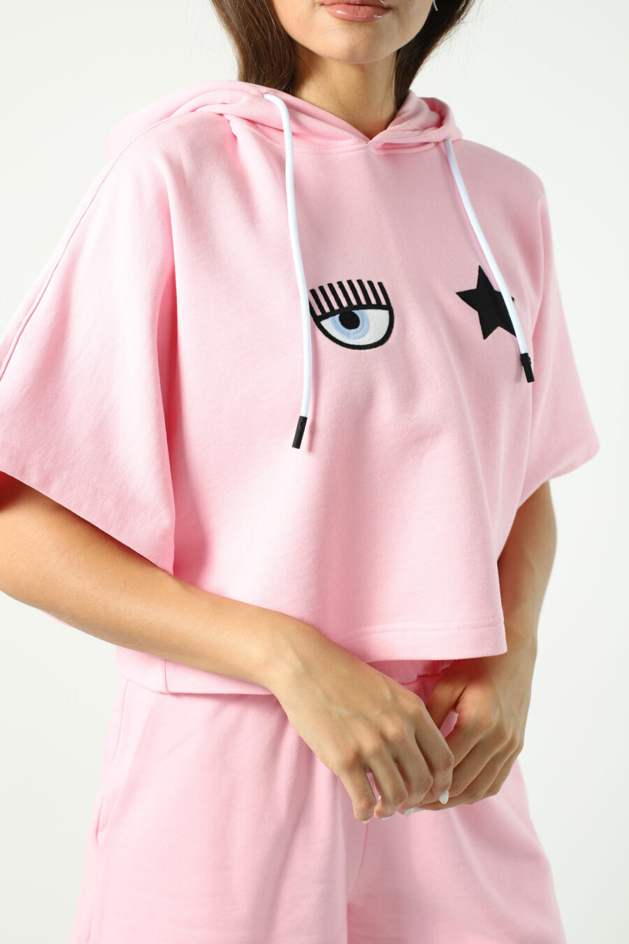 Sudadera manga corta rosa con capucha y logo ojo y estrella - Photos 2617