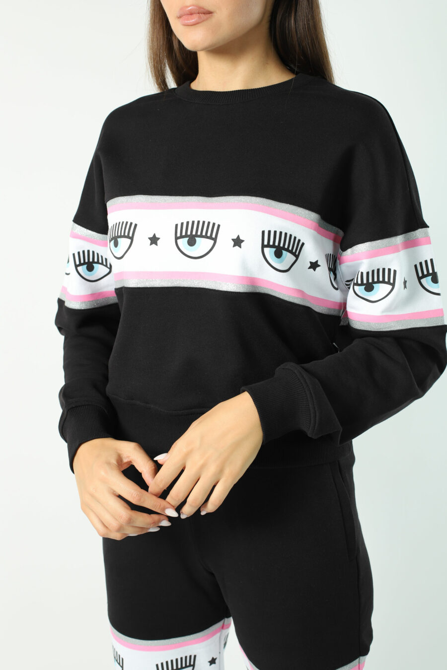 Schwarzes Sweatshirt mit Augenlogo auf Band - Fotos 2783