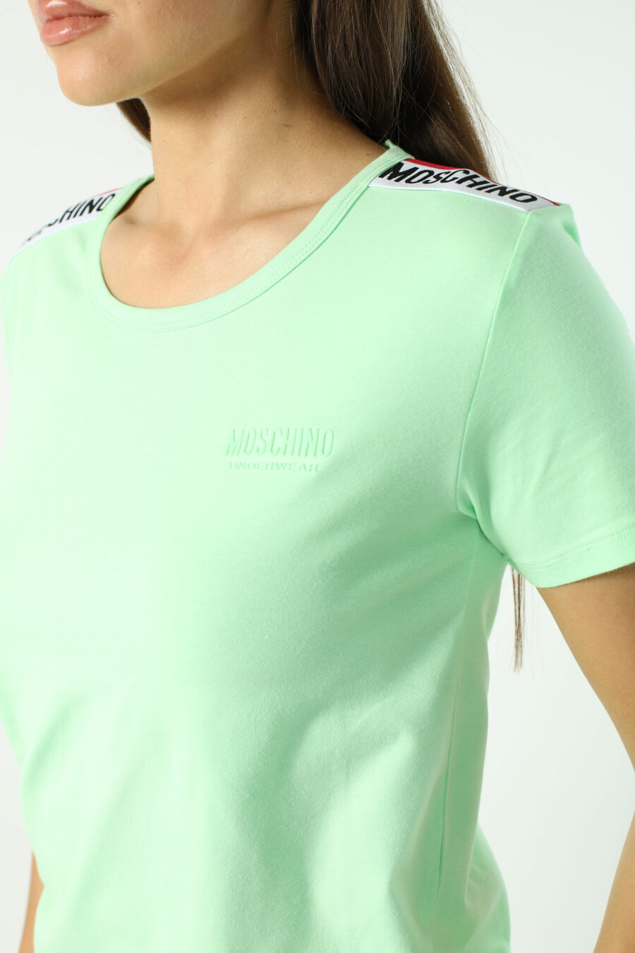 T-shirt verde menta de corte justo com fita com logótipo nos ombros - Fotos 2791