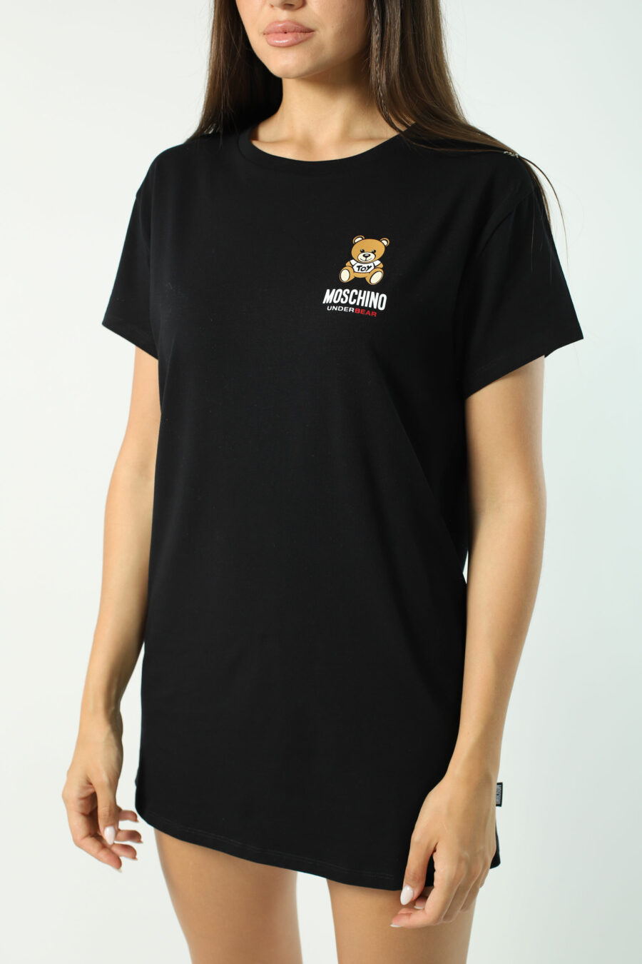 T-shirt maxi preta com mini logótipo de urso por baixo - Fotos 2799