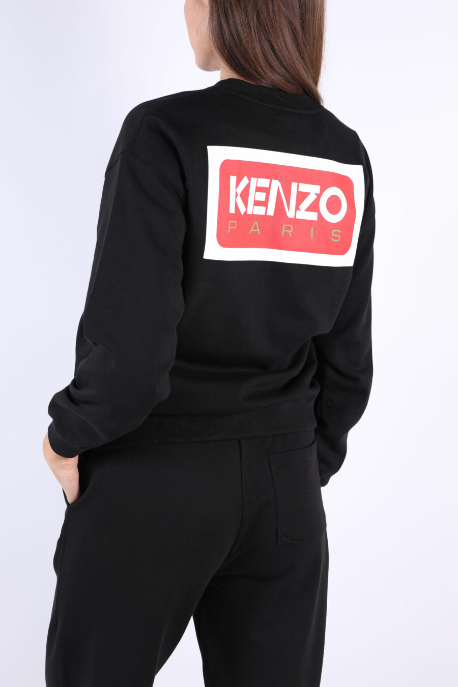 Sweatshirt preta com maxilogo nas costas "kenzo paris" - 3612230515628 2