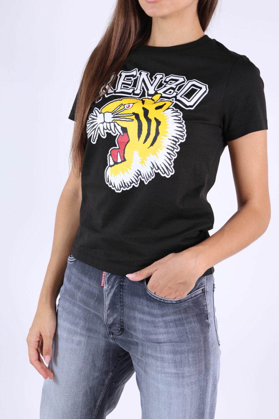 T-shirt preta com o logótipo "tigre" bordado - 361223054662201665