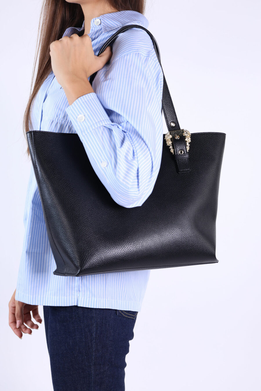 Black shopper bag with baroque buckles - 361223054662201727