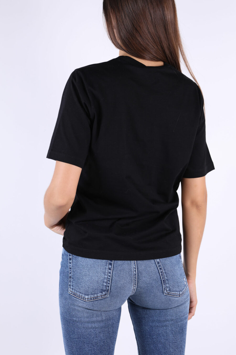 Camiseta negra con maxilogo "darlin" fucsia - 361223054662202094