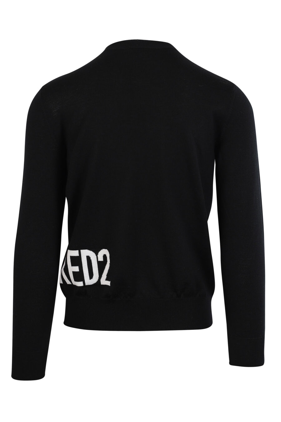 Black jumper with white side maxilogue - 8054148066710 2