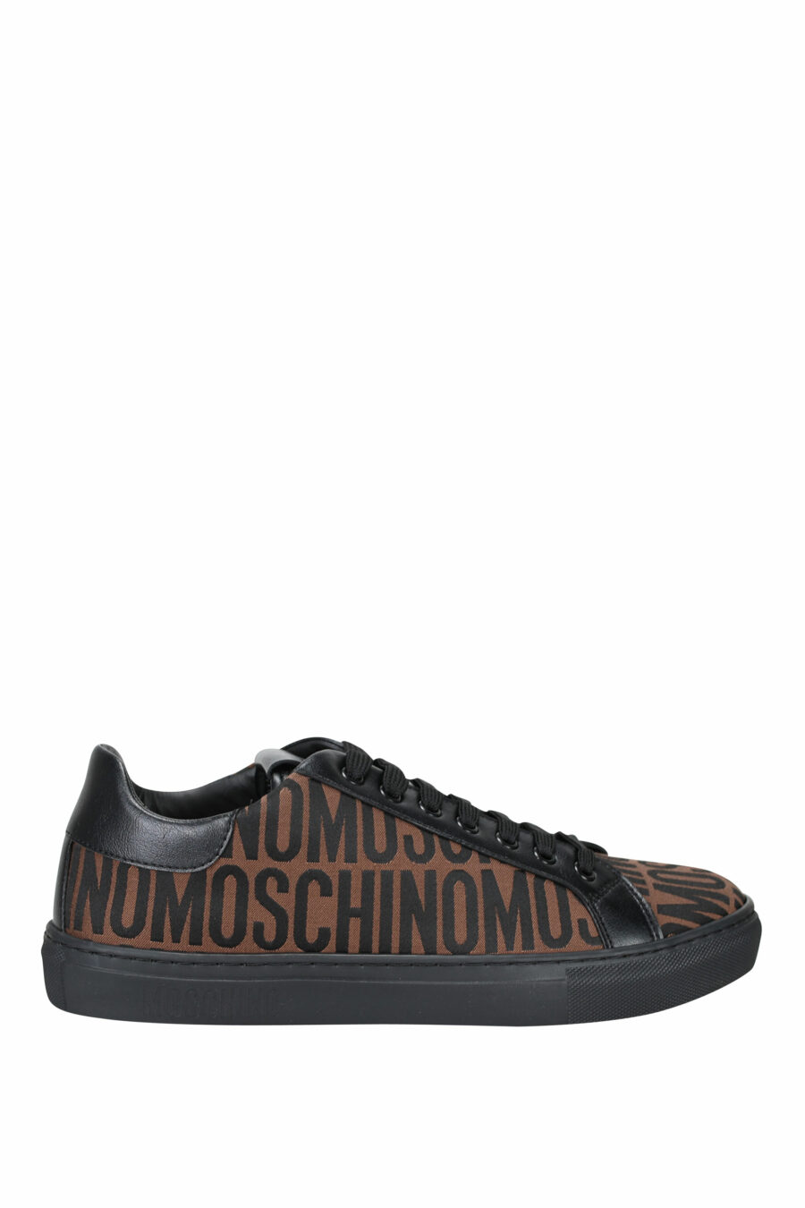 Zapatillas marrón "all over logo" con suela negra - 8054653827523