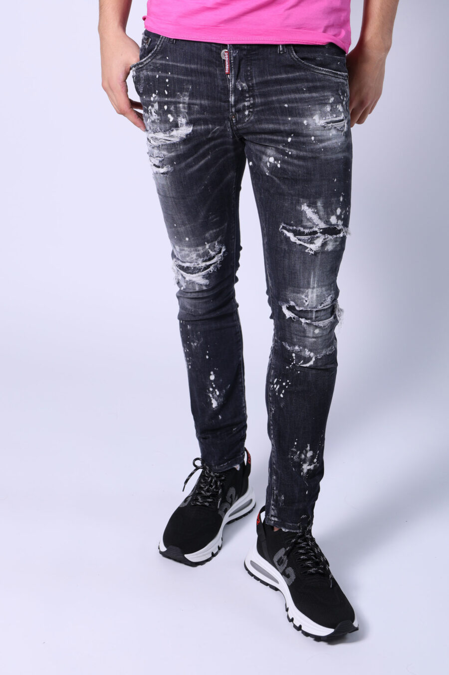 Pantalon skater en jean noir usé et déchiré - Untitled Catalog 05546