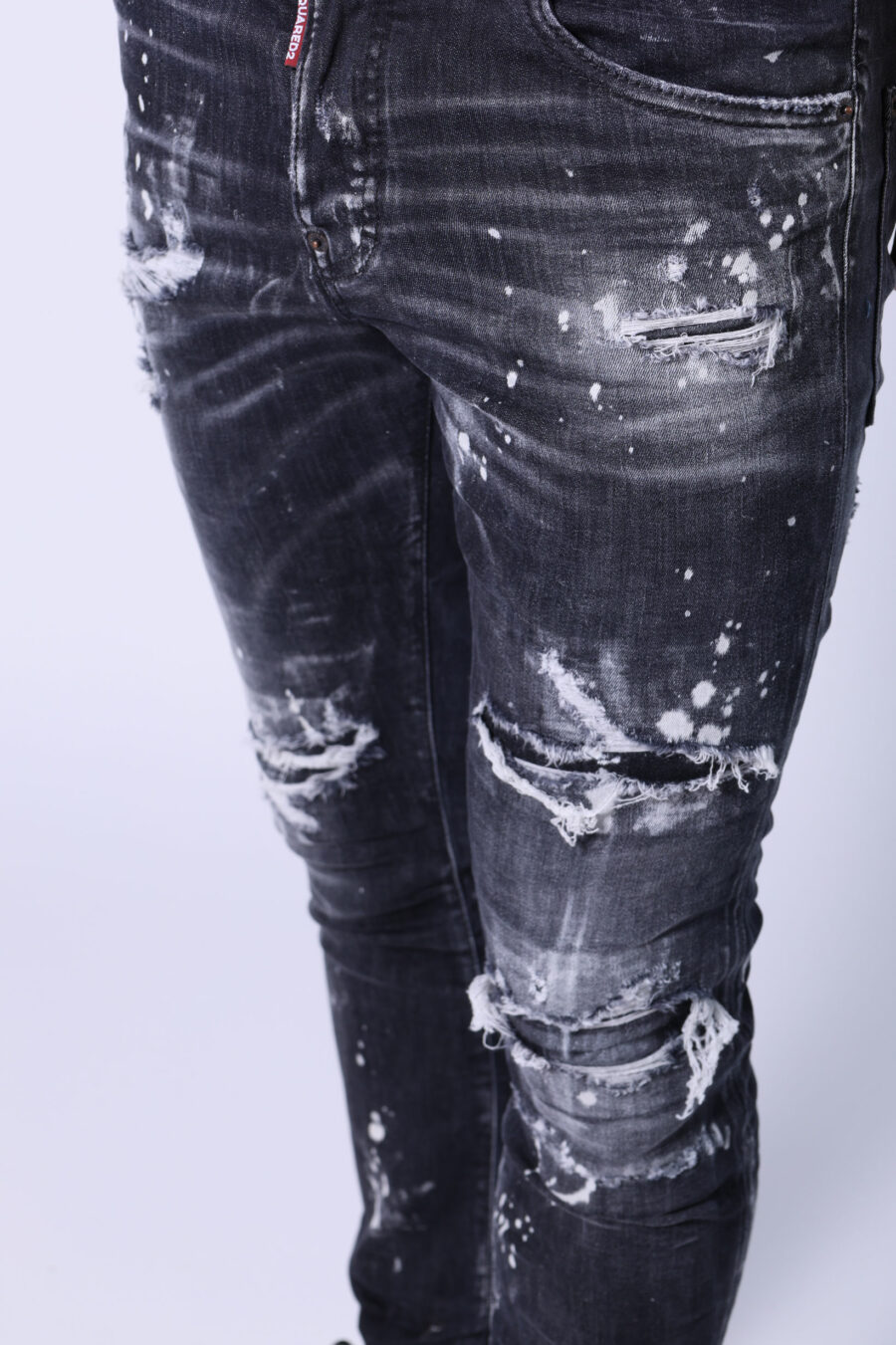 Calças de ganga skater pretas gastas com rasgões - Untitled Catalog 05547