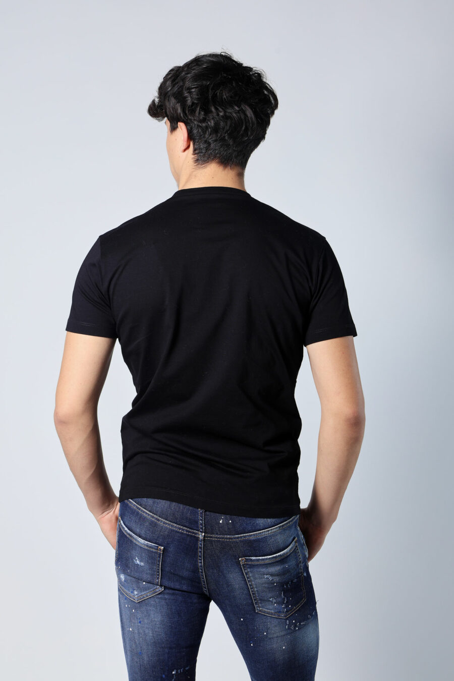 T-shirt preta com minilogo "icon" - Untitled Catalog 05662