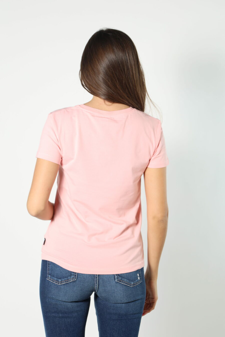 Camiseta rosa con logo parche oso "underbear" - 8052865435499 323 scaled