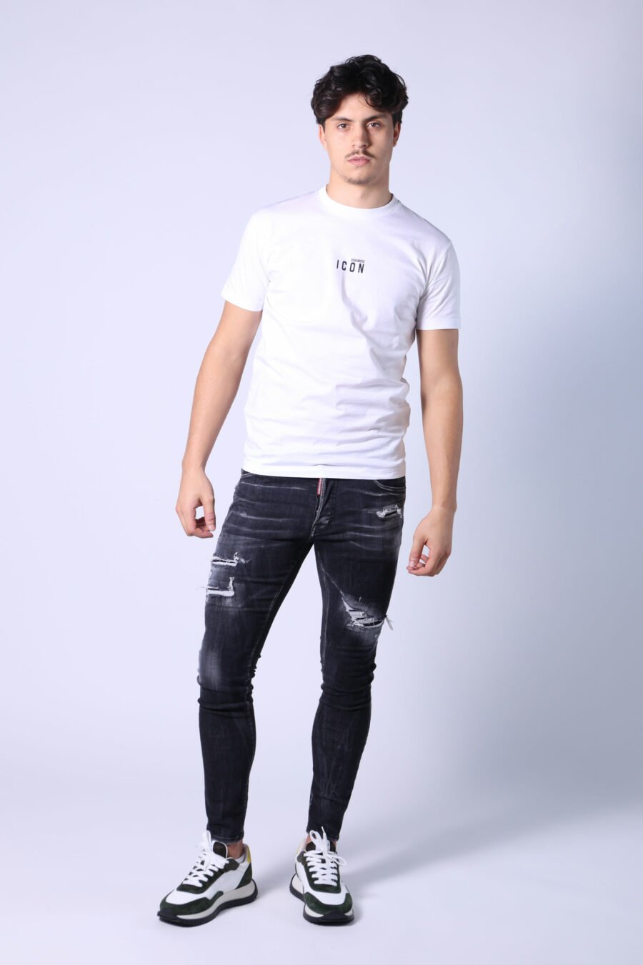 Skater-Jeans-Hose schwarz mit Rissen und semi-getragen - Untitled Catalog 05315 1