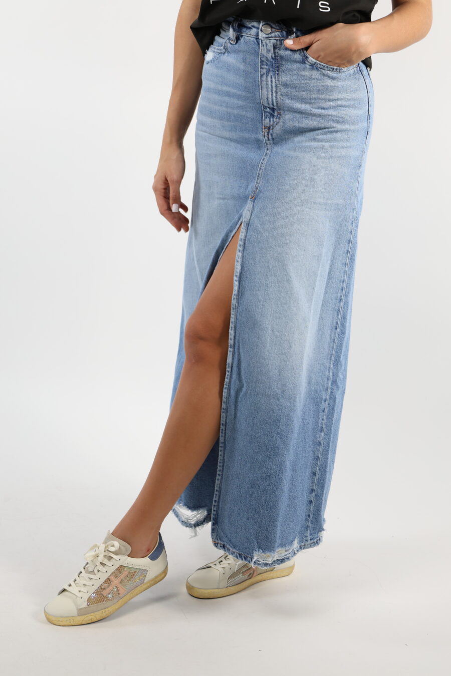 Long blue denim skirt "lara" with slit - 110663