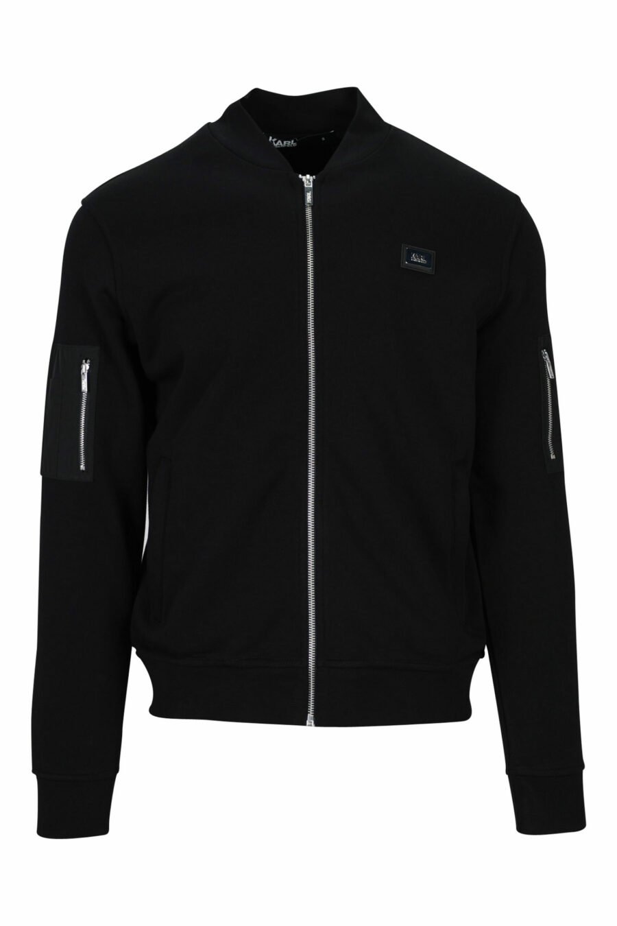 Schwarze Jacke mit Mini-Logo auf Abzeichen und Ärmeltaschen - 4062226654111 skaliert