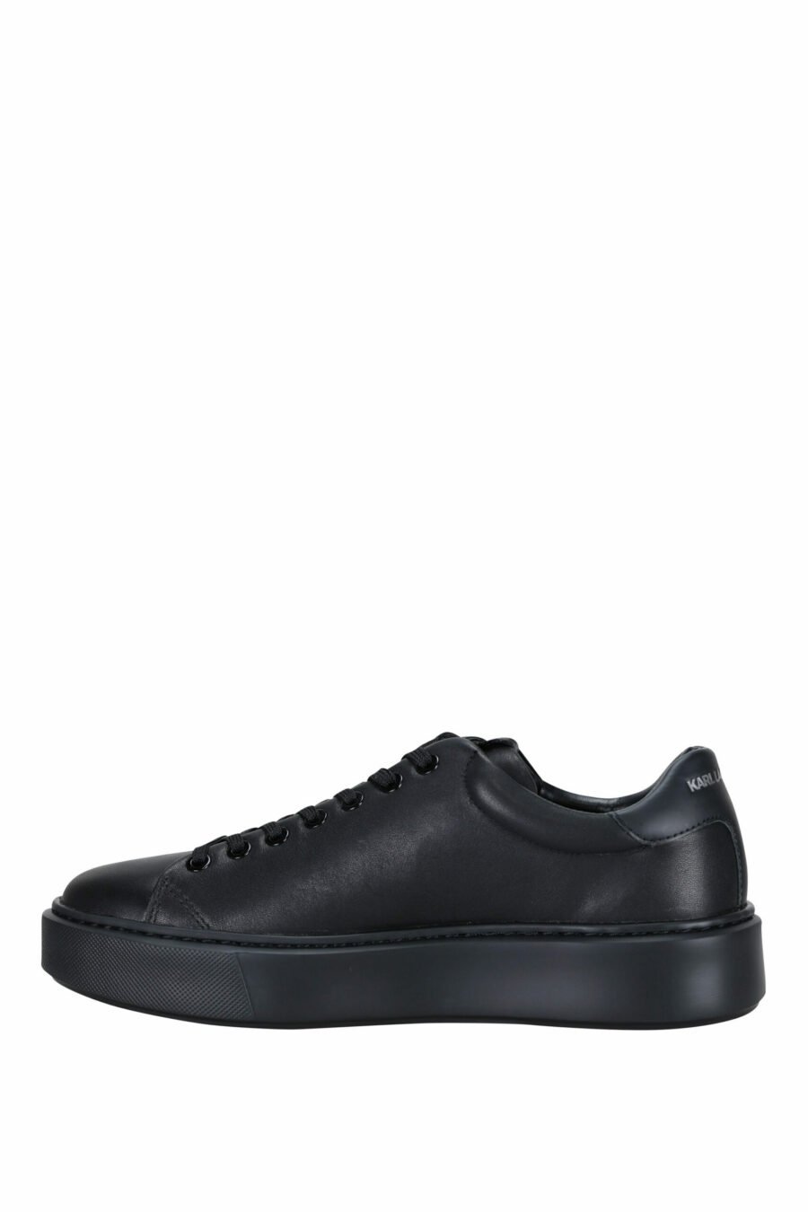 Zapatillas negras " maxi kup" con logo firma blanco y suela negra - 5059529325885 2 scaled