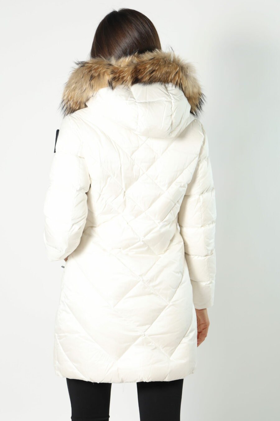 White waterproof hooded jacket with fur hood and diagonal lines with beige lining - 8052865435499 248 scaled