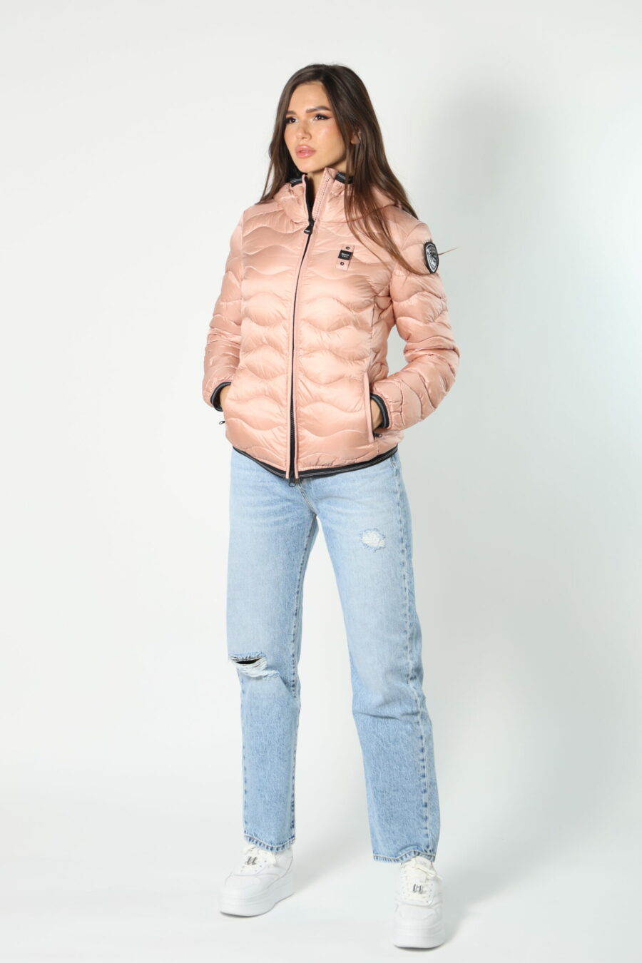 Pale pink hooded hoodie with wavy lines and logo patch - 8052865435499 42 scaled