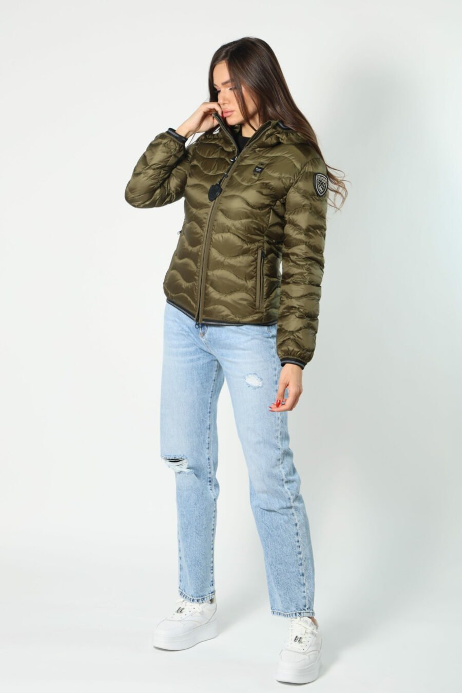Military green hooded jacket with wavy lines and logo patch - 8052865435499 48 scaled