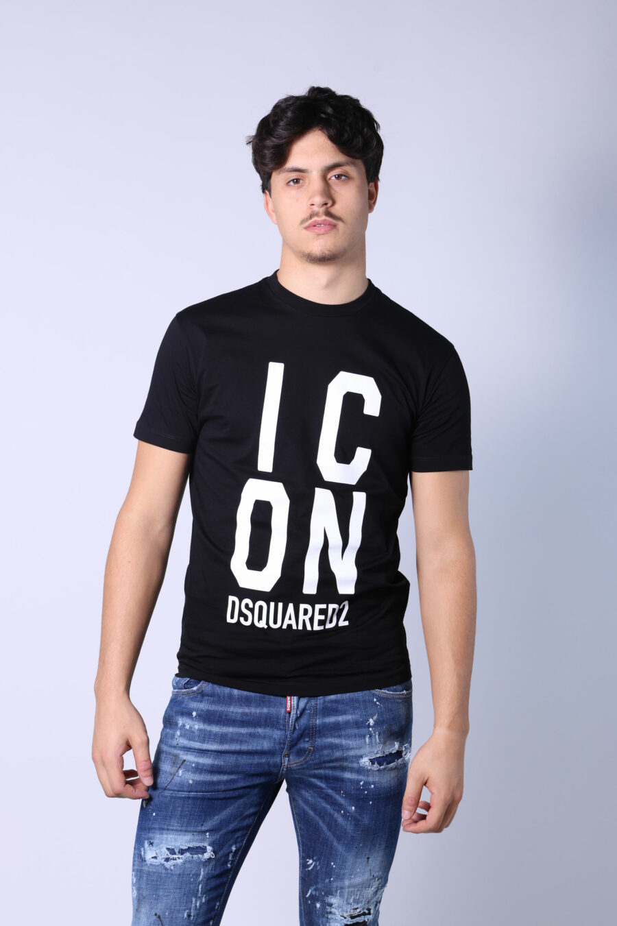 Schwarzes T-Shirt mit quadratischem "Icon" Maxilogo - Untitled Catalog 05283