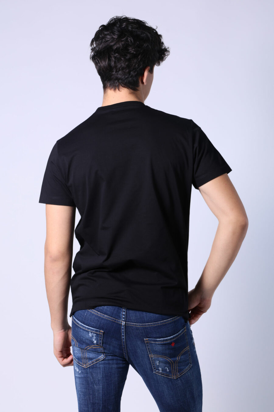 T-shirt noir avec logo maxi "college" bleu - Untitled Catalog 05351