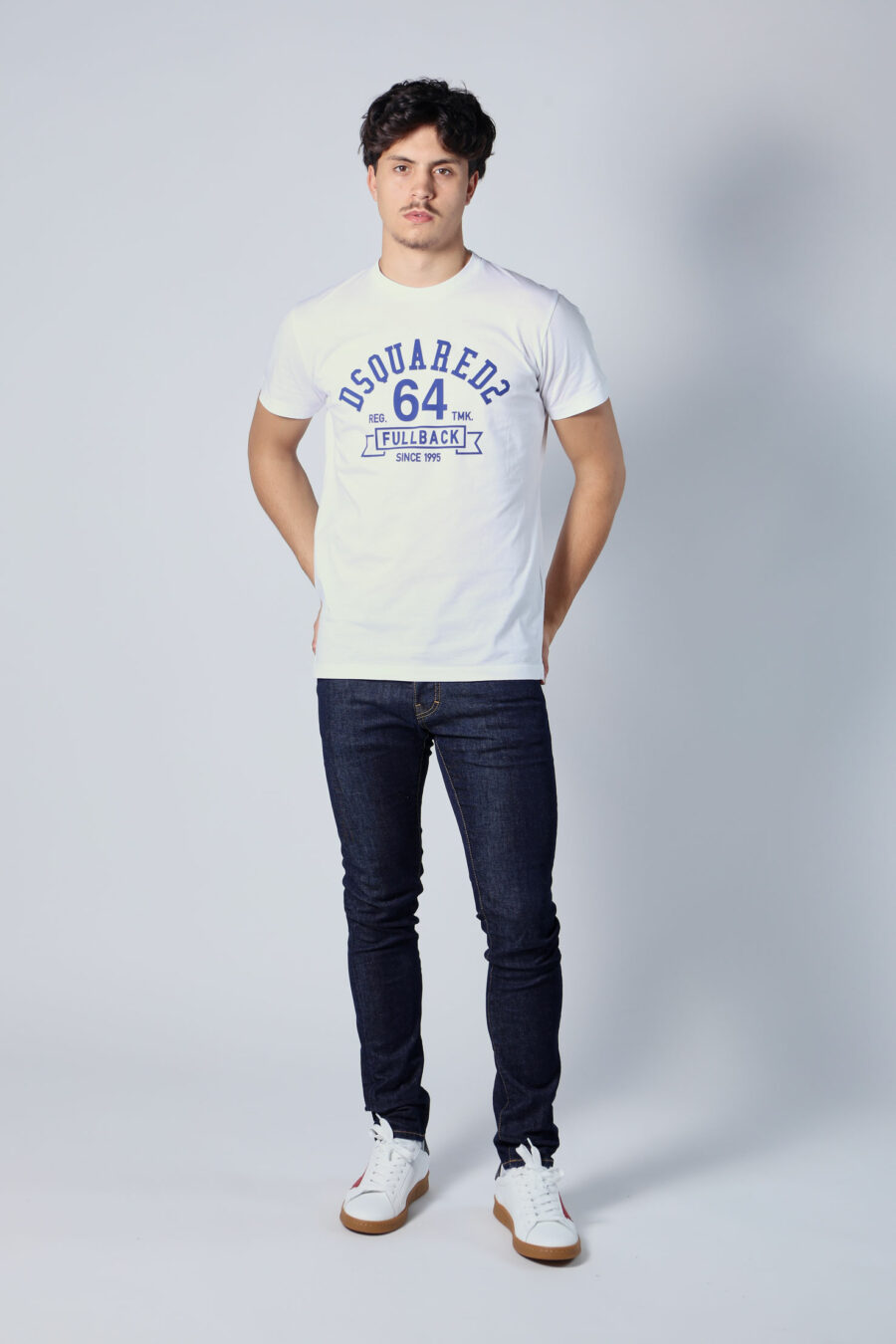 T-shirt branca com logótipo maxi "college" azul - Untitled Catalog 05651