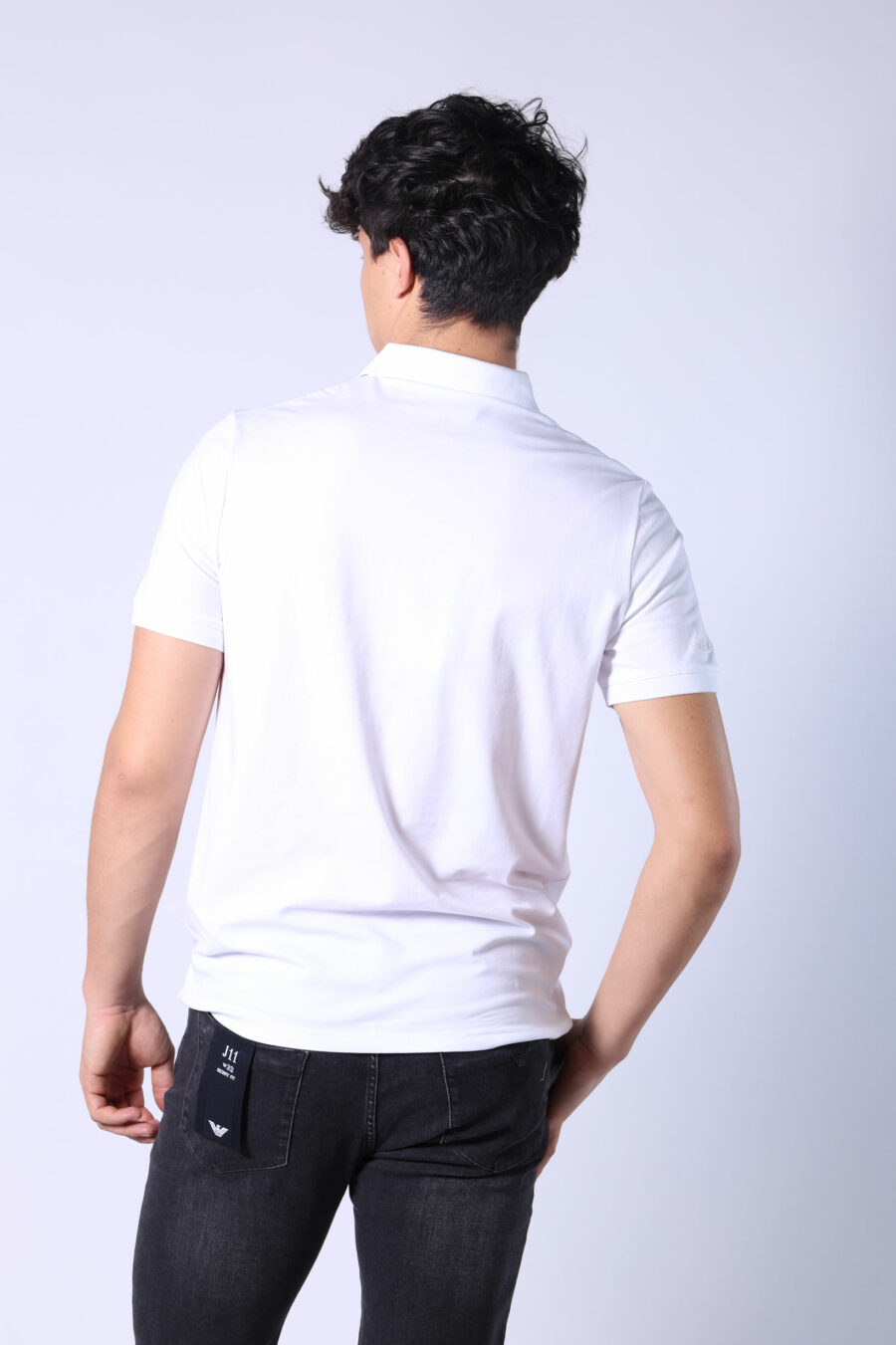 Pólo branco com mini-logotipo monocromático - Untitled Catalog 05726