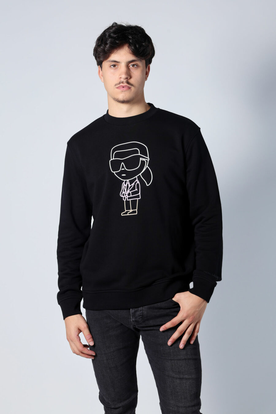 Black sweatshirt with multicoloured "karl silhouette" maxilogue - Untitled Catalog 05744