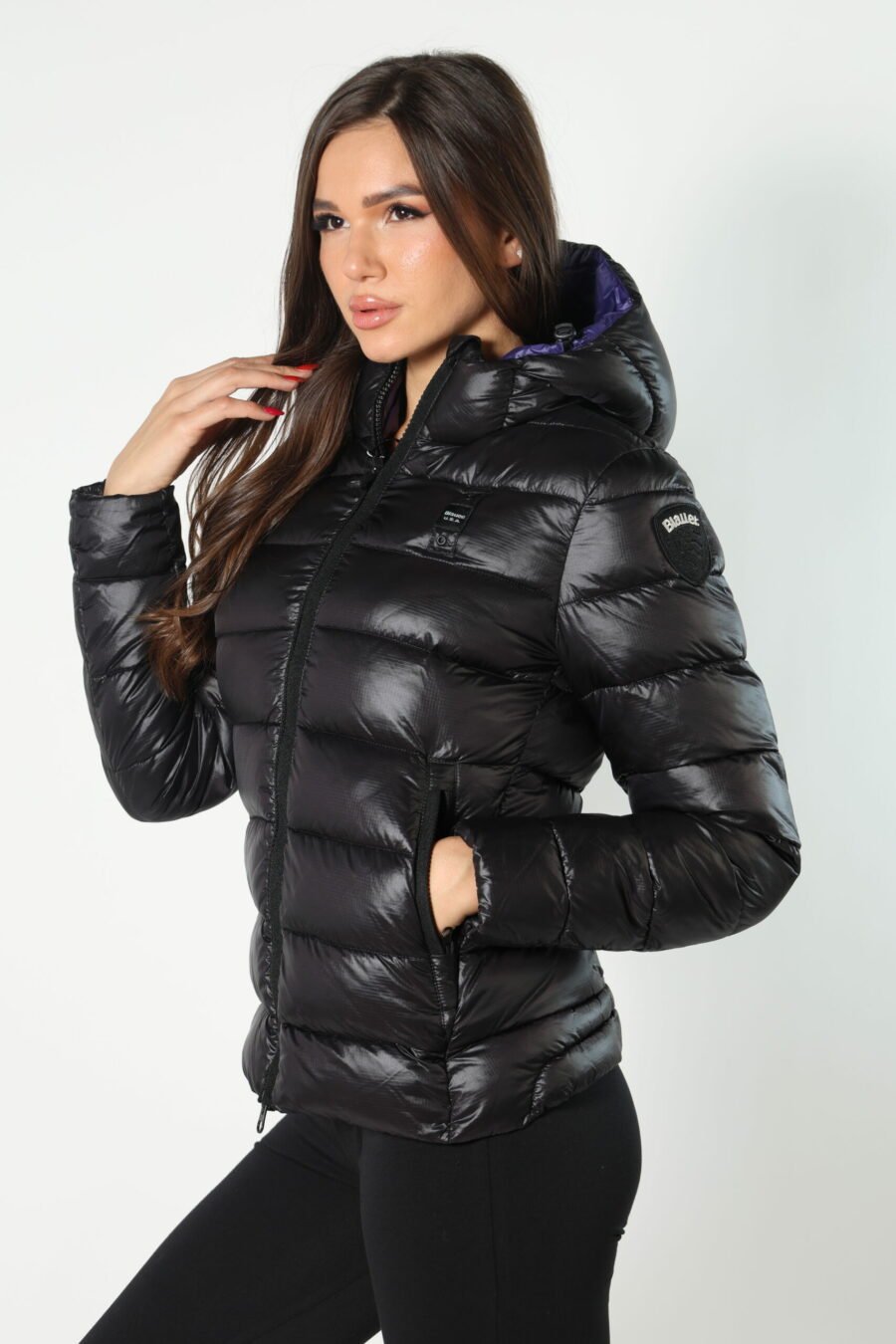 Black straight lined hooded jacket with purple inside with logo patch - 8052865435499 273 scaled