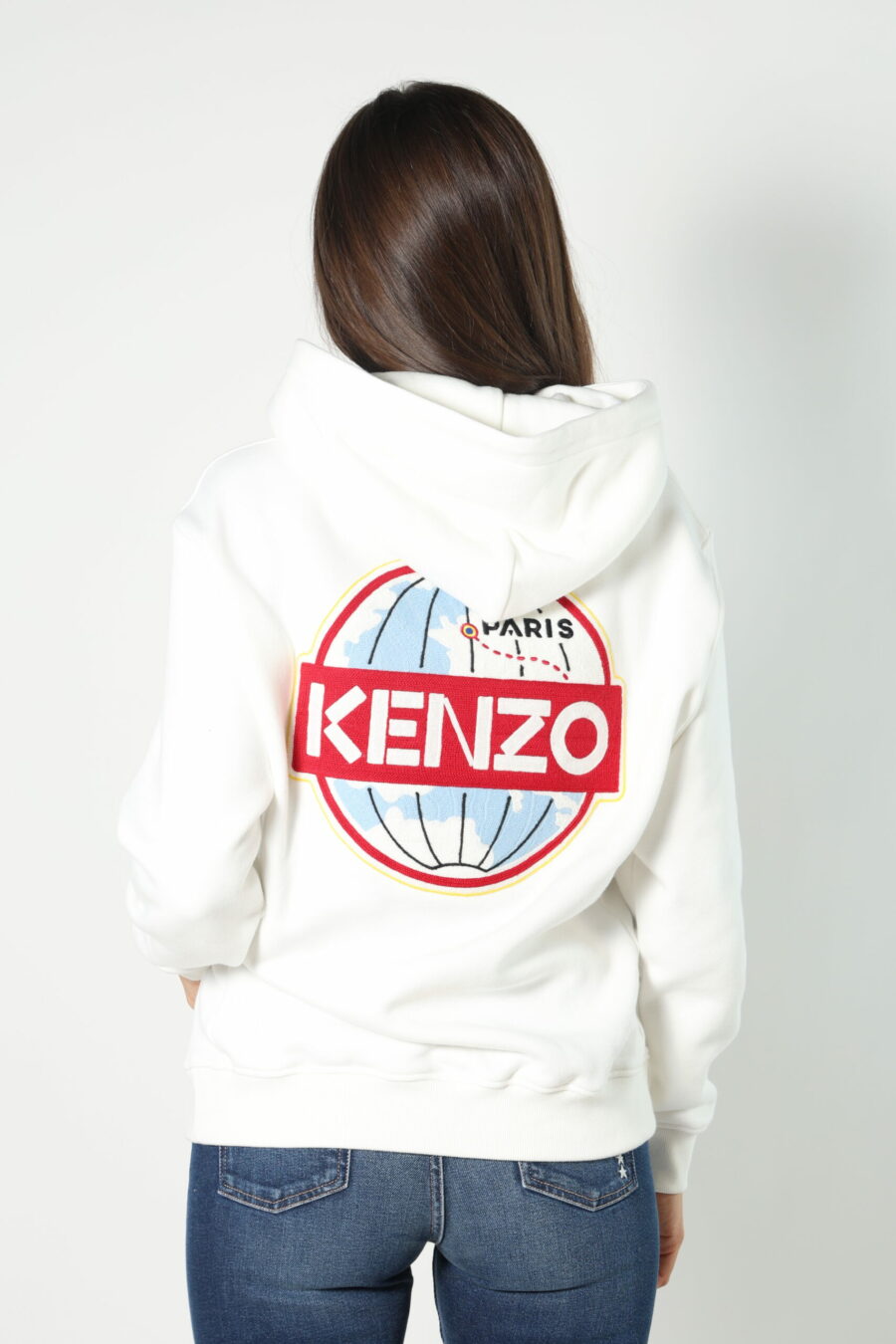 Sudadera blanca con capucha y minilogo "kenzo travel" - 8052865435499 339 scaled