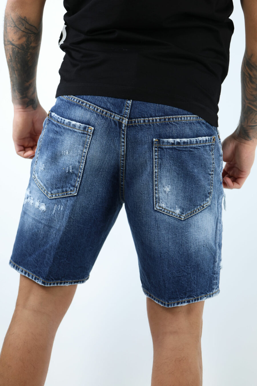 Blaue Denim-Shorts "marine short" mit rotem Logo - 106832