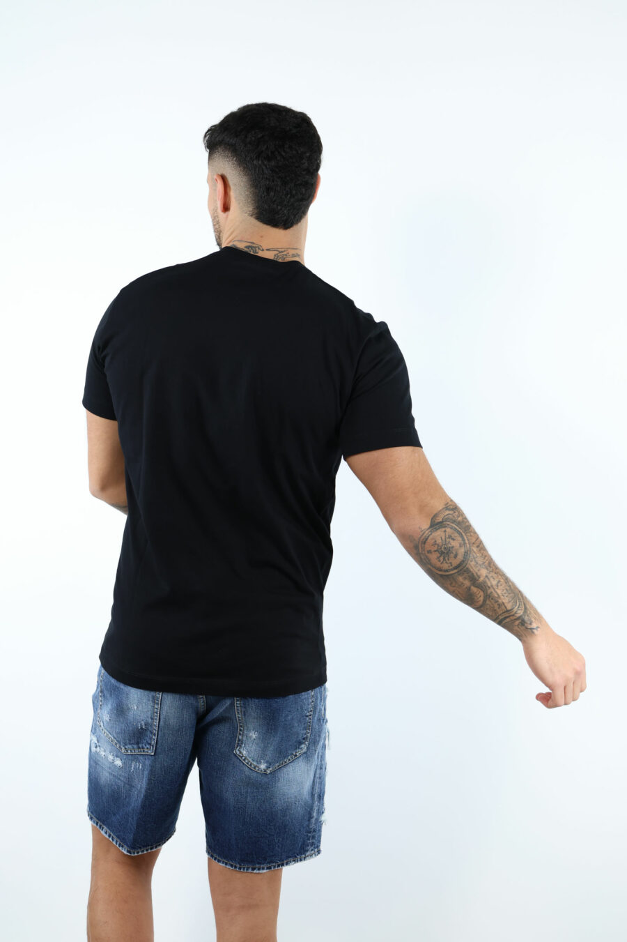 Schwarzes T-shirt mit Maxilogo "ceresio 9 milano" - 106864