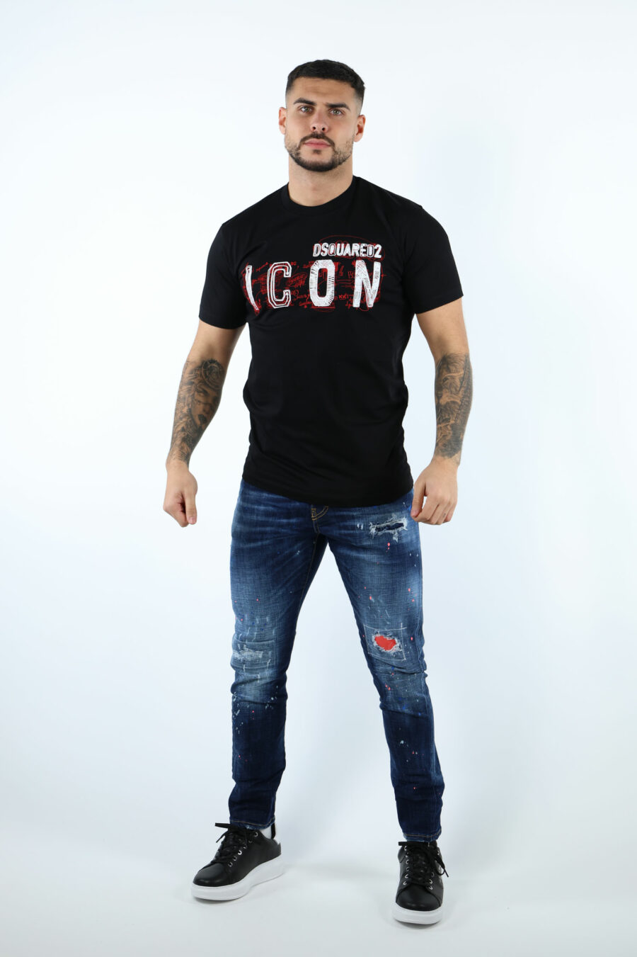 Camiseta negra con maxilogo "icon" garabatos - 106925