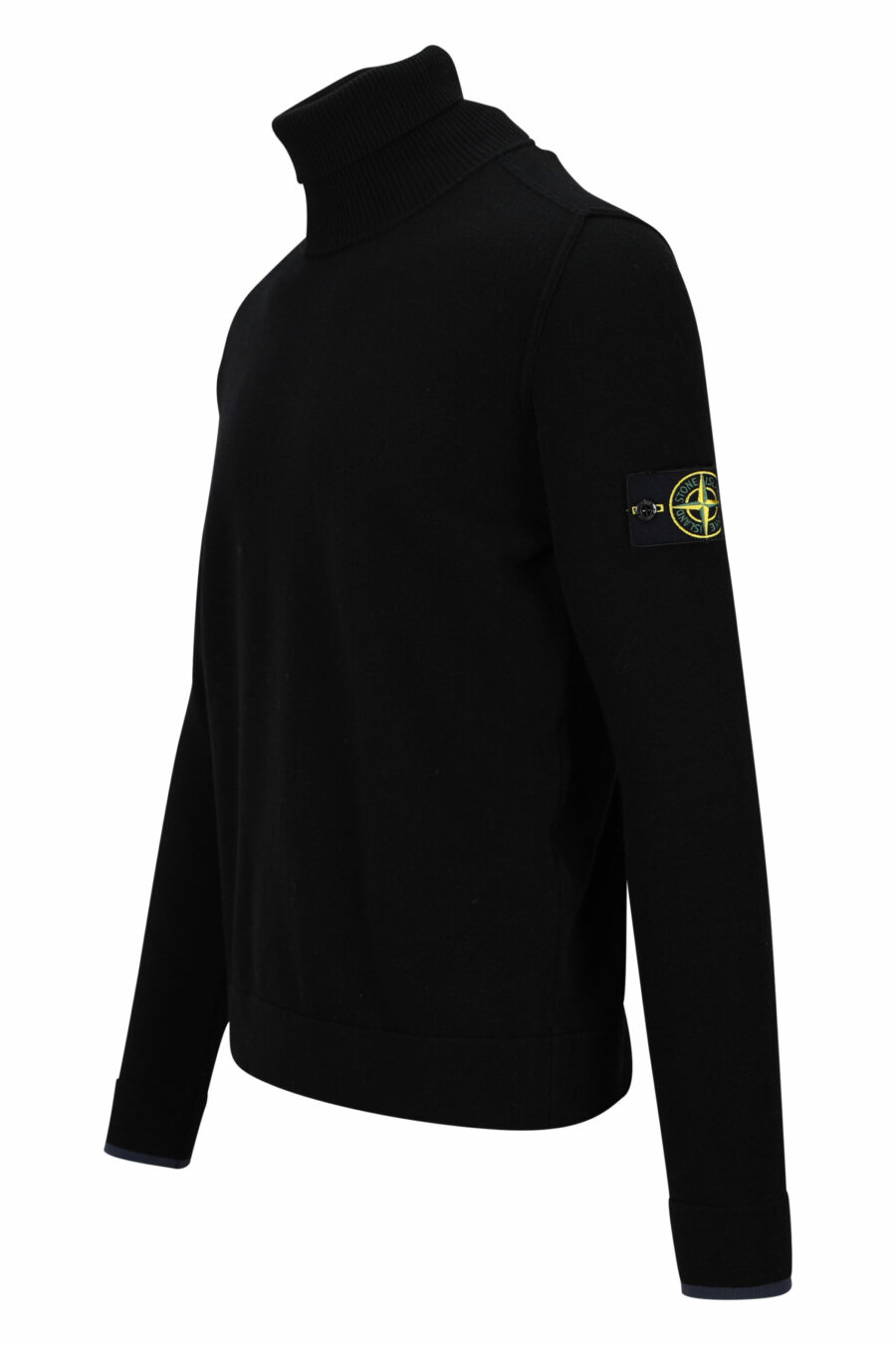 Schwarzes Sweatshirt mit hohem Kragen und seitlichem Logoaufnäher - 8052572741814 1 skaliert