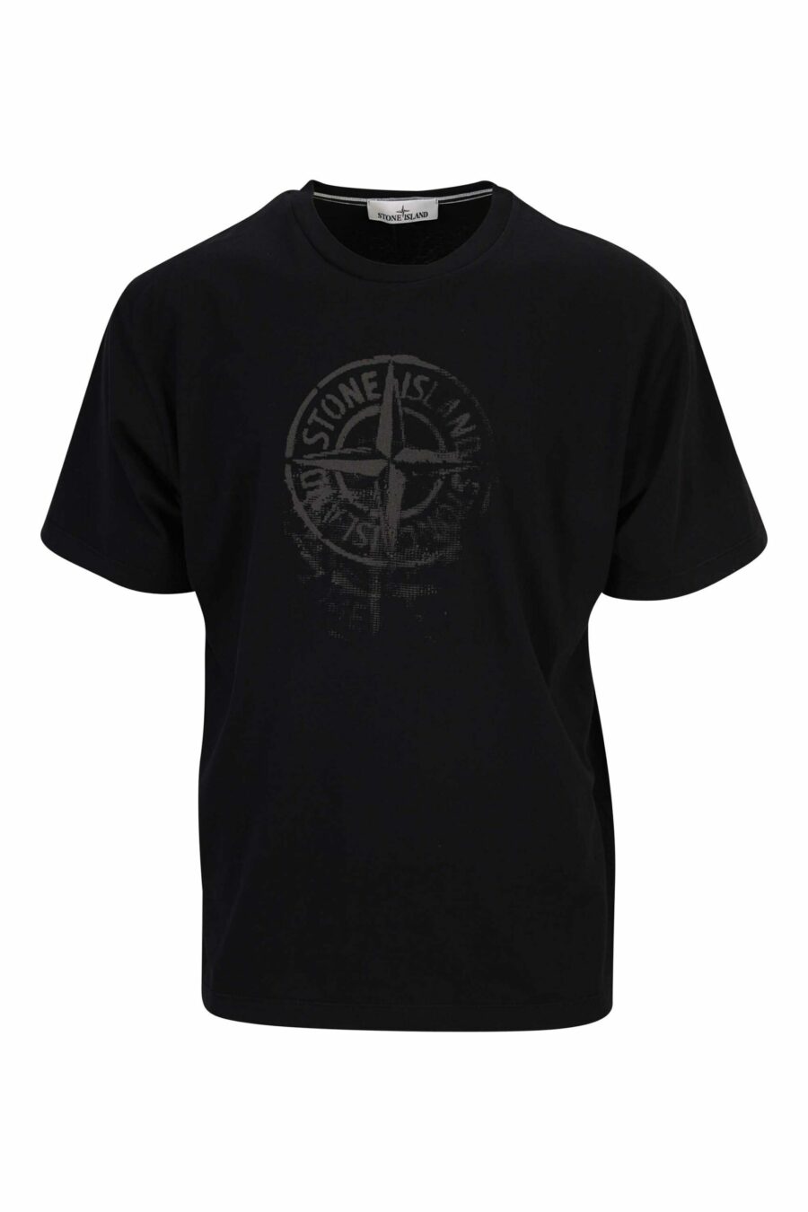 Camiseta negra con maxilogo brújula - 8052572907272 scaled