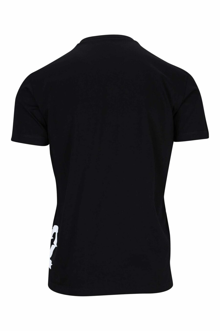 Camiseta negra con maxilogo negro distorsionado bajo - 8054148332808 1 scaled