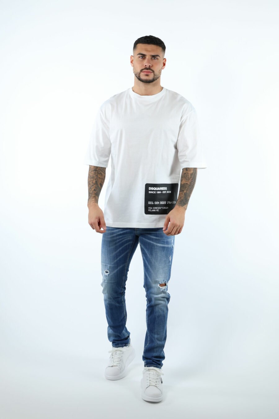 White oversize T-shirt with credit card logo underneath - 106613