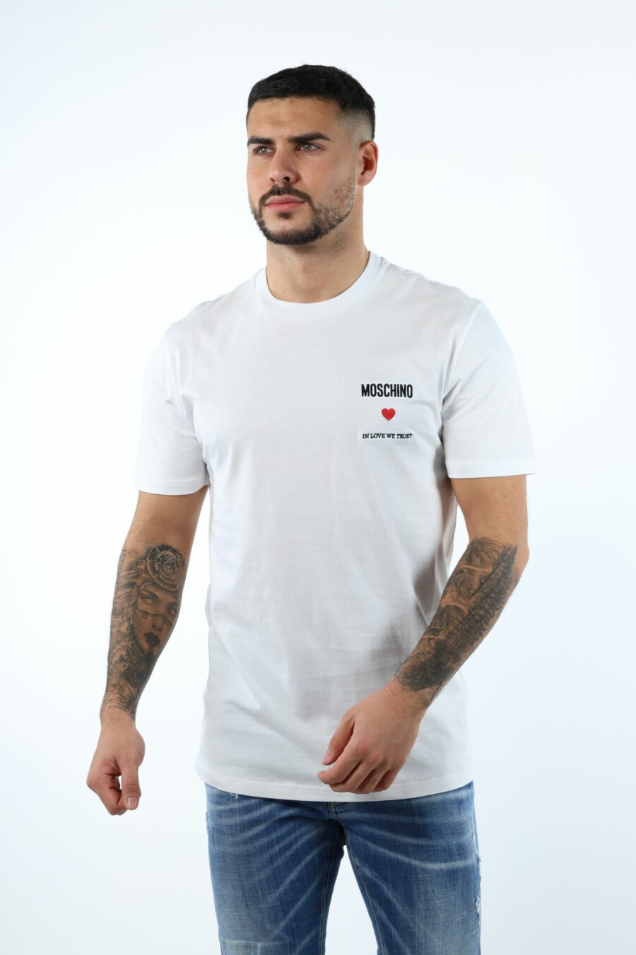 Weißes T-Shirt mit Minilogo "in love we trust" - 106642