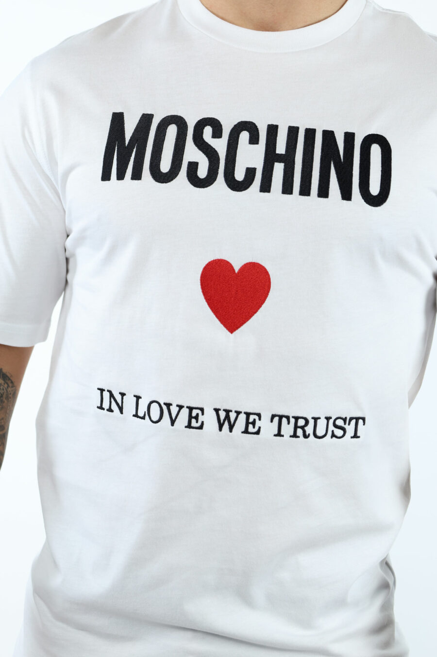 T-shirt blanc oversize avec logo "in love we trust" - 106652