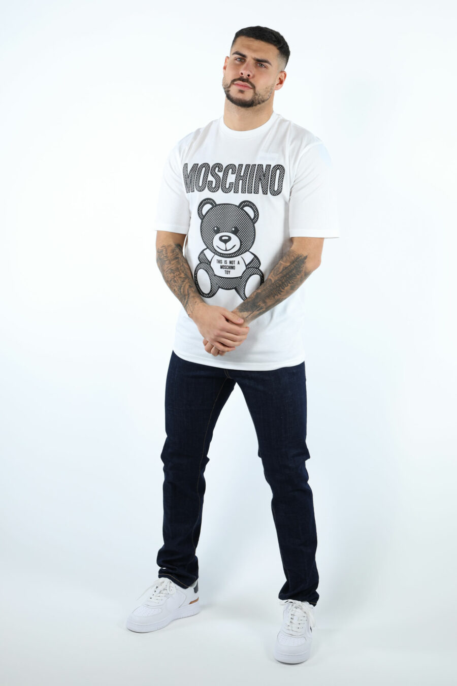 T-shirt branca com maxilogo de urso pontilhado monocromático - 106818