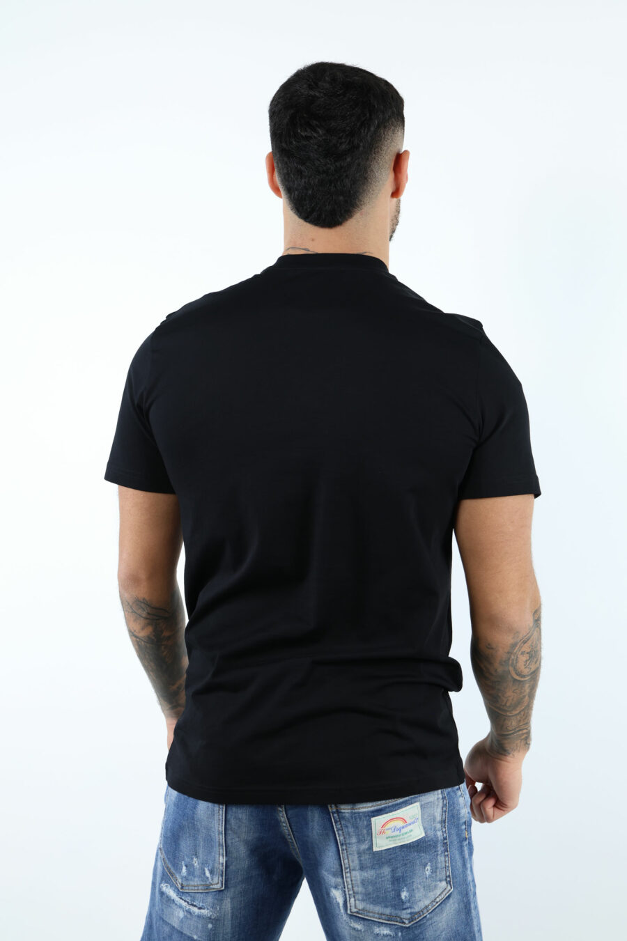 Camiseta negra "oversize" de algodón orgánico con maxilogo negro clásico - 106957