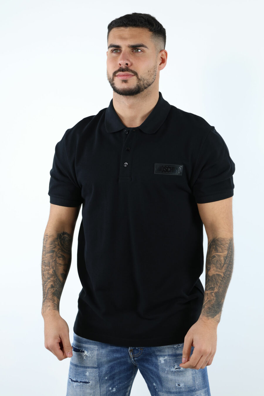 Camiseta negra con minilogo etiqueta blanca - 106965