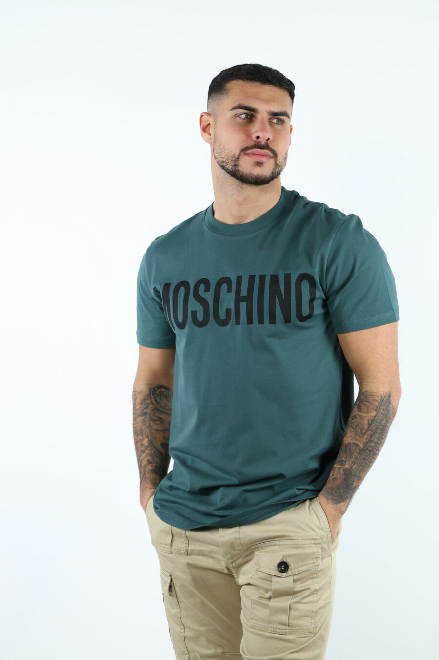 T-shirt vert en coton biologique avec maxilogue noir classique - 106997