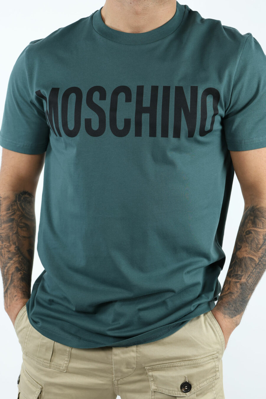 T-shirt vert en coton biologique avec maxilogue noir classique - 106998