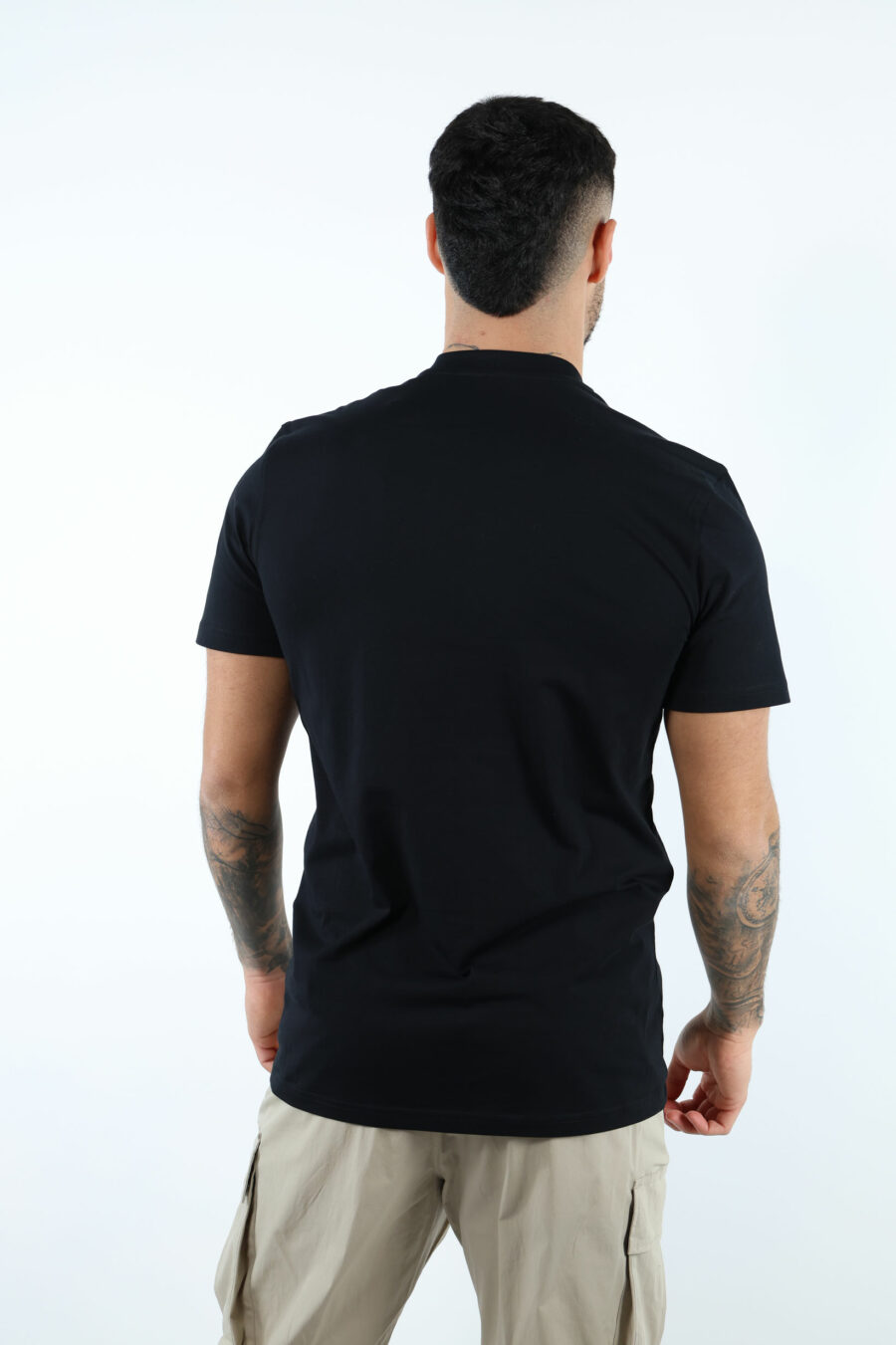 T-shirt noir avec mini-logo d'ours à pois monochromes - 107091