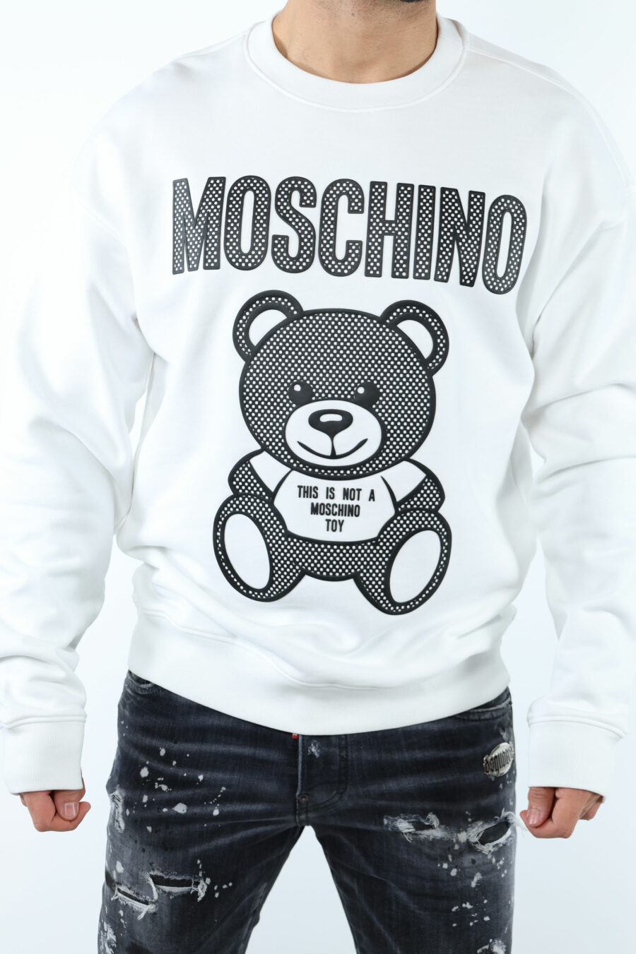 White sweatshirt with monochrome dotted bear maxilogo - 107126