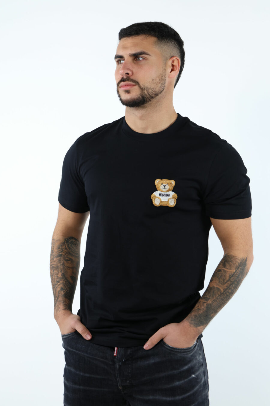 Camiseta negra con minilogo "teddy" bordado - 107176
