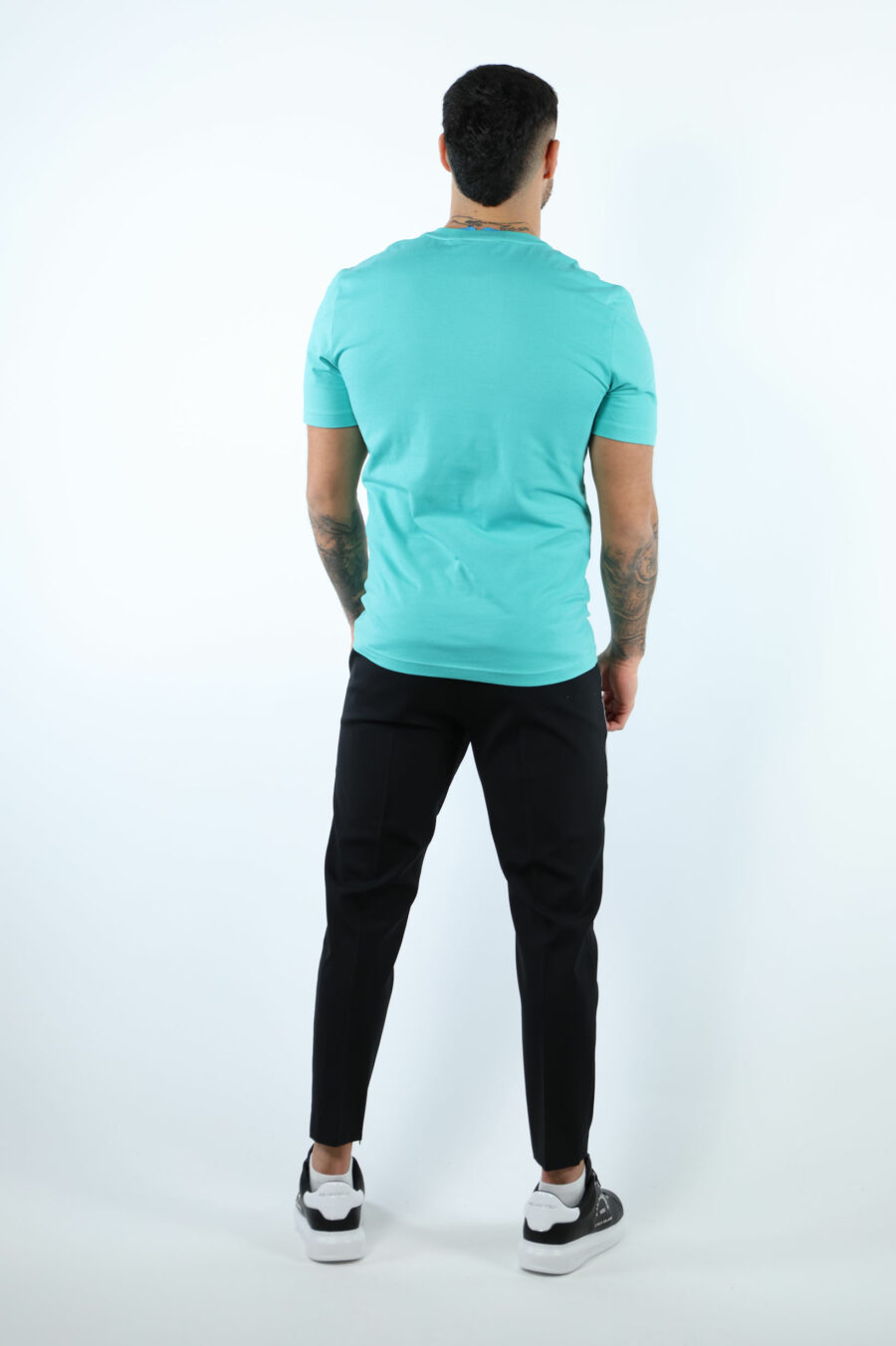 Camiseta verde azulado con maxilogo negro clásico - 107243